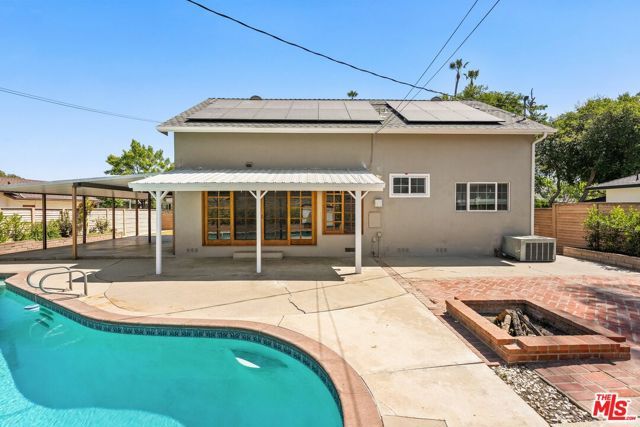 6525 Lubao Avenue, Los Angeles, CA 91367