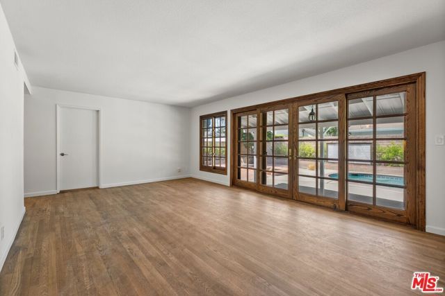 6525 Lubao Avenue, Los Angeles, CA 91367
