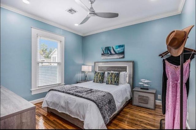 4702 Avenue N 1/2 Avenue, Galveston, TX 77551