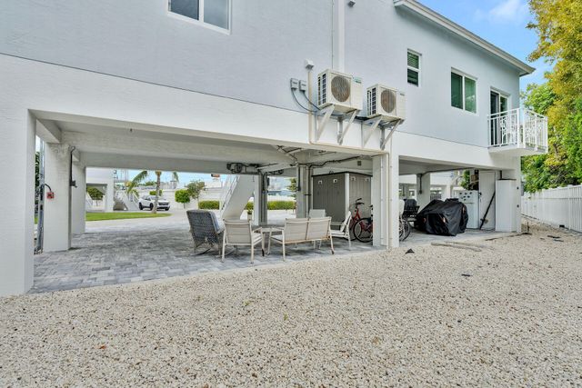10877 Overseas Hwy Apt 6, Marathon, FL 33050