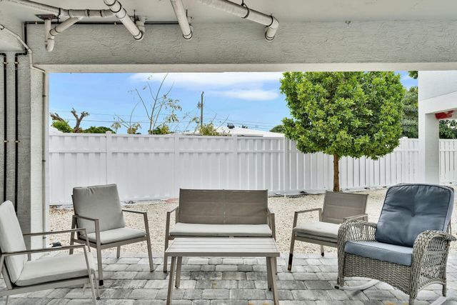 10877 Overseas Hwy Apt 6, Marathon, FL 33050