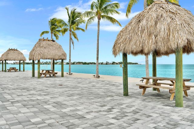 10877 Overseas Hwy Apt 6, Marathon, FL 33050