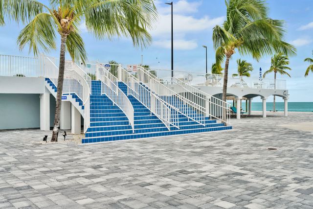 10877 Overseas Hwy Apt 6, Marathon, FL 33050