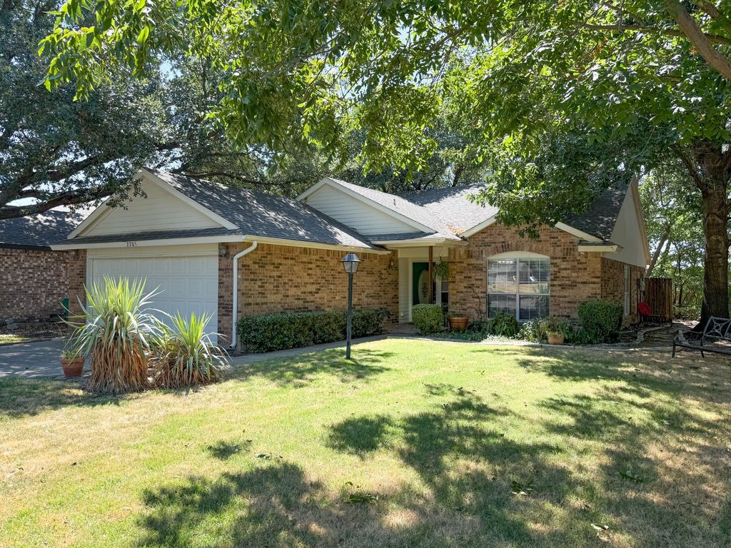 2705 Thunderbird Drive, Denton, TX 76207 — photo 3
