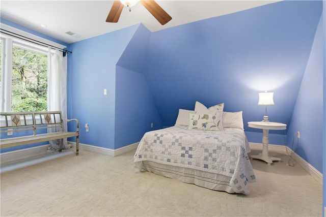29 Virginia Lane, Cecil, PA 15317