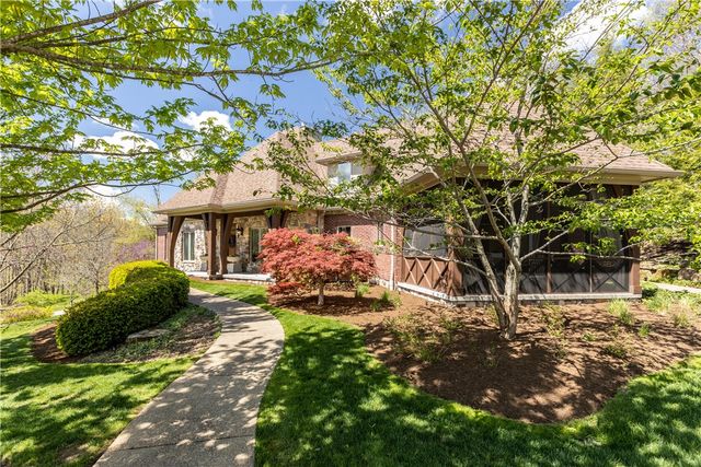 29 Virginia Lane, Cecil, PA 15317