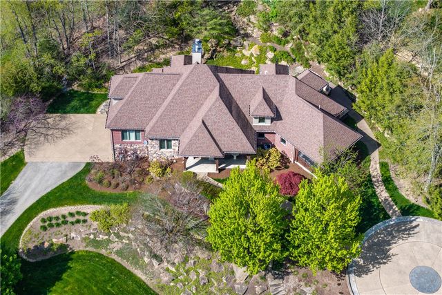 29 Virginia Lane, Cecil, PA 15317