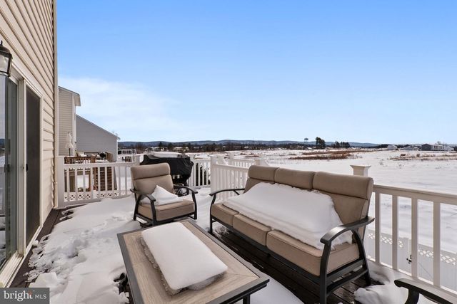 170 SHALLOW CREEK DR, Ranson, WV 25438