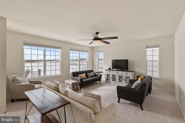 170 SHALLOW CREEK DR, Ranson, WV 25438