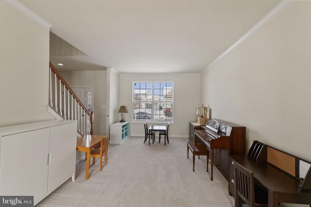 170 SHALLOW CREEK DR, Ranson, WV 25438