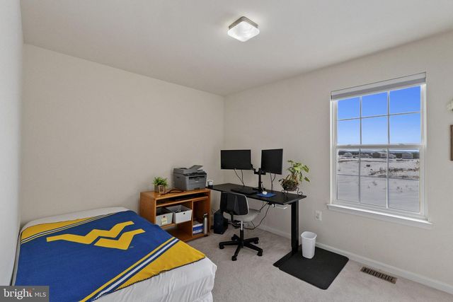 170 SHALLOW CREEK DR, Ranson, WV 25438