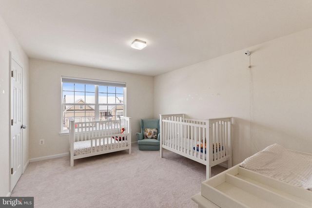 170 SHALLOW CREEK DR, Ranson, WV 25438