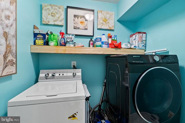 170 SHALLOW CREEK DR, Ranson, WV 25438