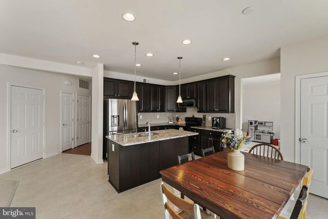 170 SHALLOW CREEK DR, Ranson, WV 25438