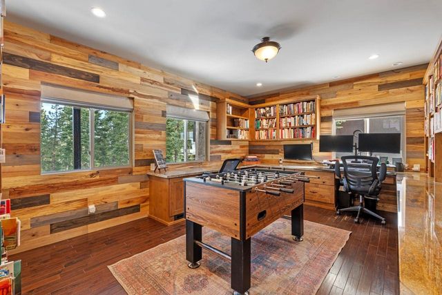 12395 Skislope Way, Truckee, CA 96160