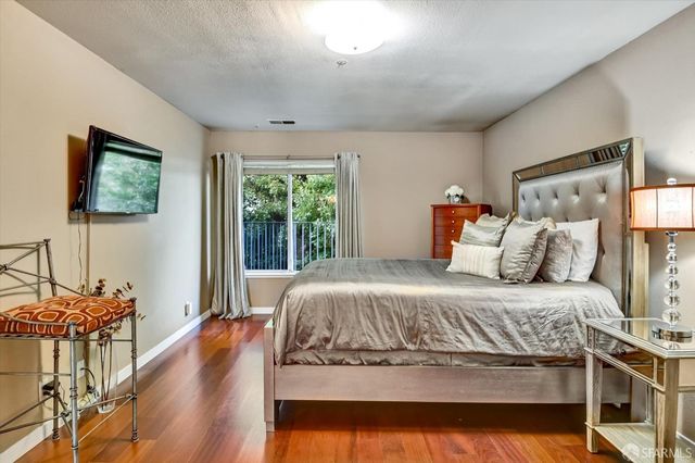 1678 Wallace Avenue, San Francisco, CA 94124