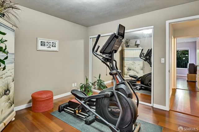 1678 Wallace Avenue, San Francisco, CA 94124