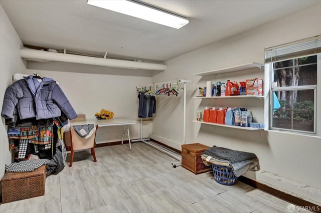 1678 Wallace Avenue, San Francisco, CA 94124