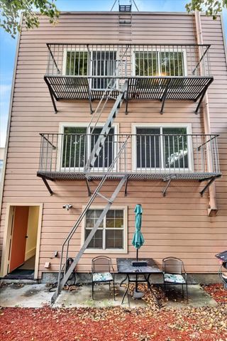 1678 Wallace Avenue, San Francisco, CA 94124