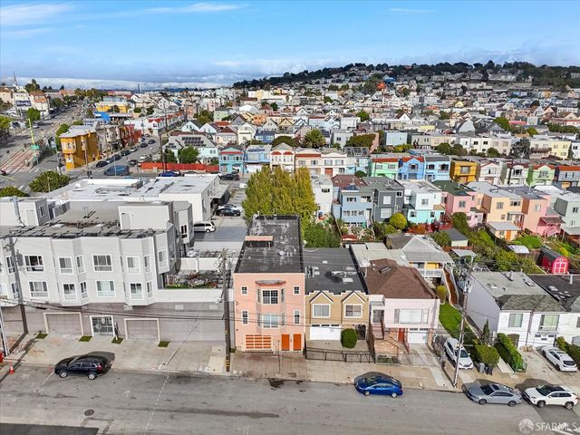 1678 Wallace Avenue, San Francisco, CA 94124