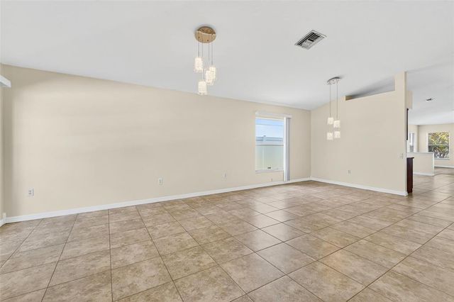 913 SUMMER BREEZE DRIVE, Brandon, FL 33511