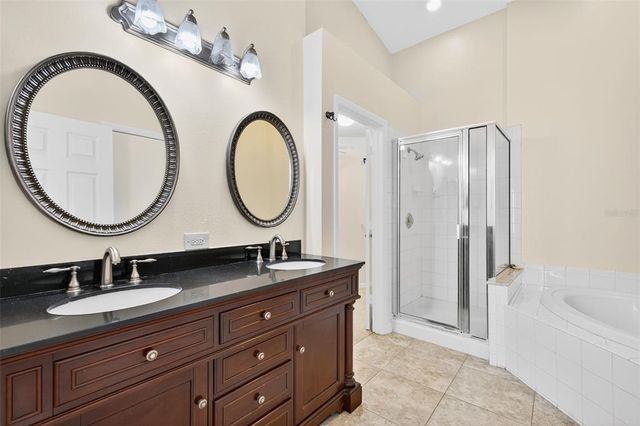 913 SUMMER BREEZE DRIVE, Brandon, FL 33511