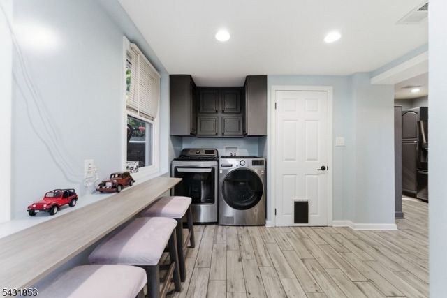 47 Dupont Ave, Wanaque Boro, NJ 07420
