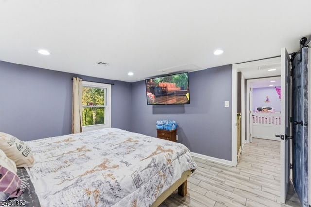 47 Dupont Ave, Wanaque Boro, NJ 07420
