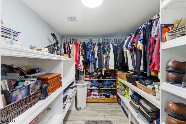 47 Dupont Ave, Wanaque Boro, NJ 07420