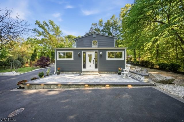 47 Dupont Ave, Wanaque Boro, NJ 07420