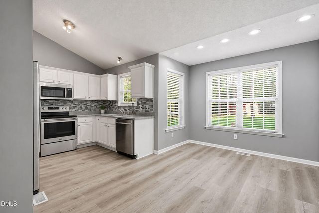 130 Walton Circle, Benson, NC 27504