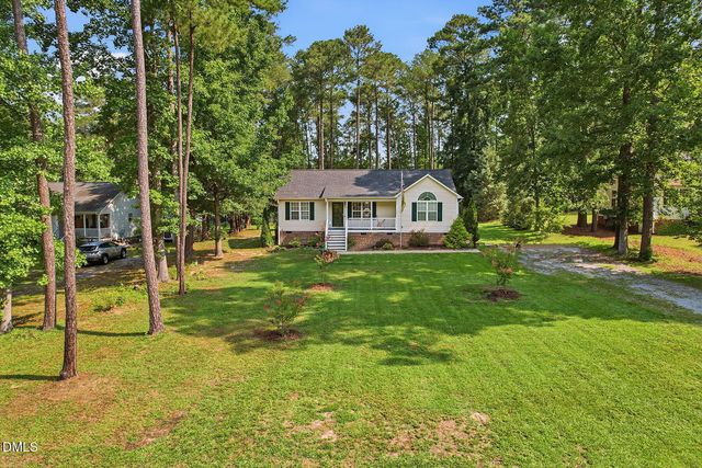 130 Walton Circle, Benson, NC 27504