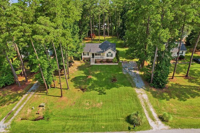 130 Walton Circle, Benson, NC 27504