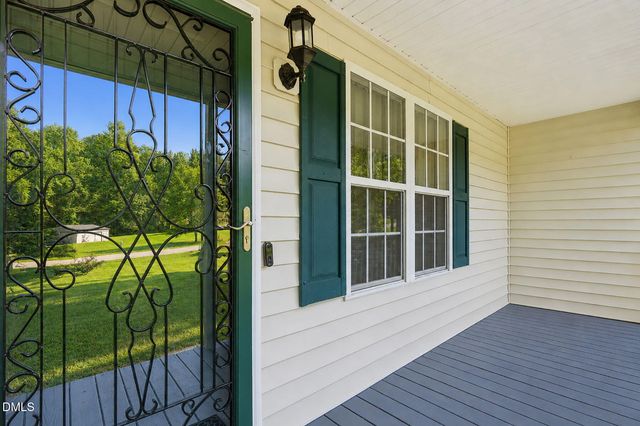 130 Walton Circle, Benson, NC 27504
