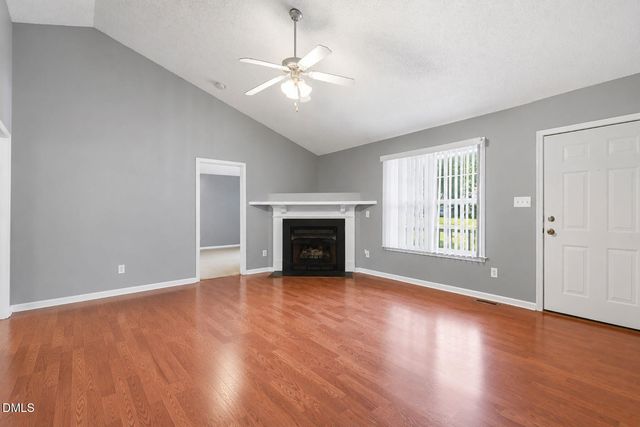 130 Walton Circle, Benson, NC 27504