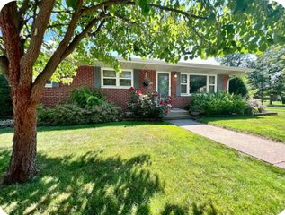 401 S 15th Street, Chesterton, IN 46304