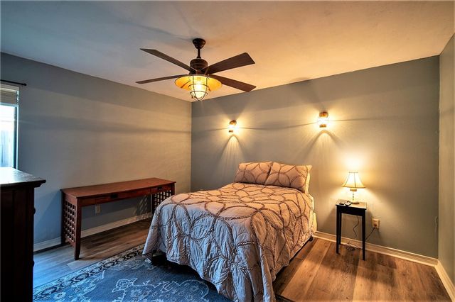 308 Sea Gate Dr, Portland, TX 78374