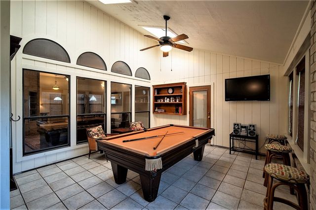 308 Sea Gate Dr, Portland, TX 78374