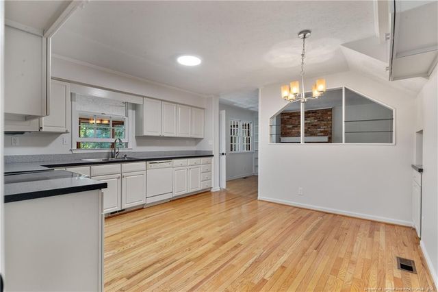 5605 Lockheart Circle, Fayetteville, NC 28303