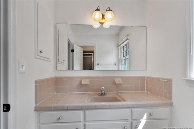 5605 Lockheart Circle, Fayetteville, NC 28303