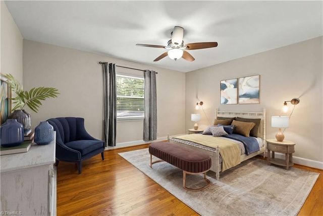 1103 Peace Haven Road, Winston-salem, NC 27104