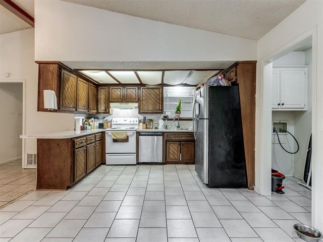 4912 Gaines Street, Oklahoma City, OK 73135