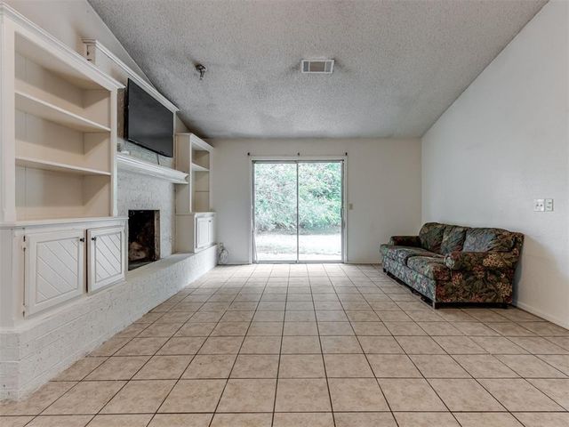 4912 Gaines Street, Oklahoma City, OK 73135