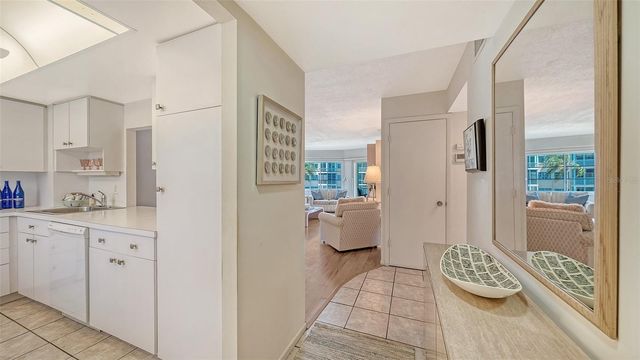 1257 S PORTOFINO DRIVE 203, Sarasota, FL 34242