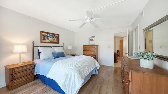 1257 S PORTOFINO DRIVE 203, Sarasota, FL 34242