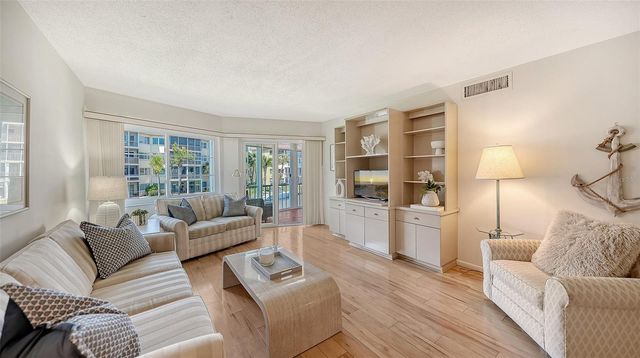 1257 S PORTOFINO DRIVE 203, Sarasota, FL 34242