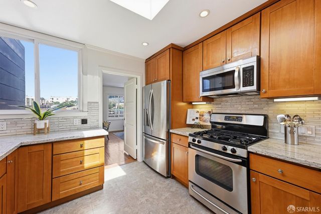 3626 Ulloa Street, San Francisco, CA 94116