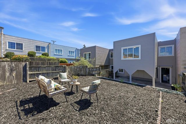 3626 Ulloa Street, San Francisco, CA 94116