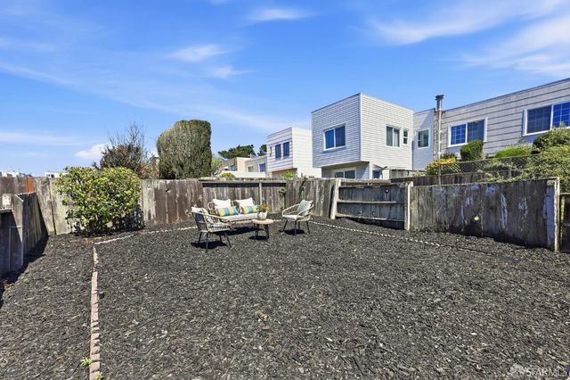 3626 Ulloa Street, San Francisco, CA 94116