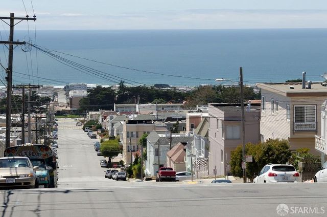 3626 Ulloa Street, San Francisco, CA 94116